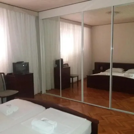 Penzion Karolin 3*